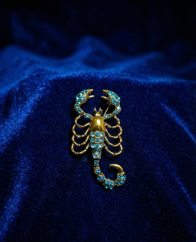 brooch thumnail
